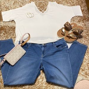 Signature Studio Size 1X